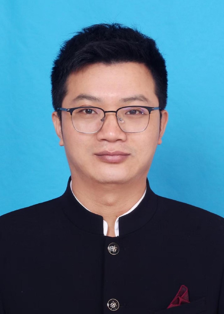 廖邦建（國瓷紅葉畫院高級(jí)畫師）